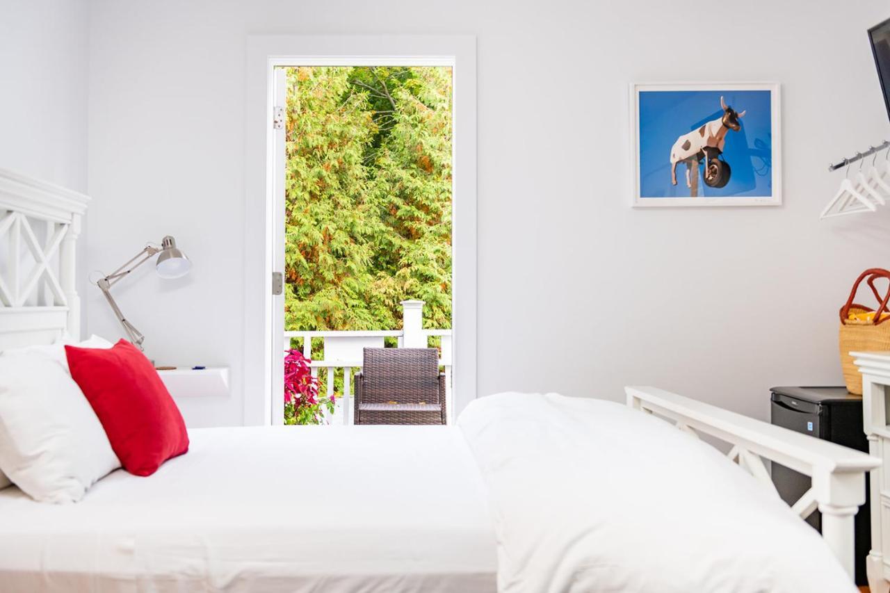 Seven Resort Style Inn Near Beach Shelter Island Heights Eksteriør bilde
